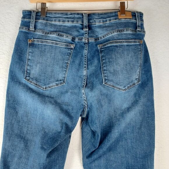 Judy Blue 13/31 Boyfriend Jean Distressed Stretch Denim, Plus Curvy Friendly - Picture 6 of 11